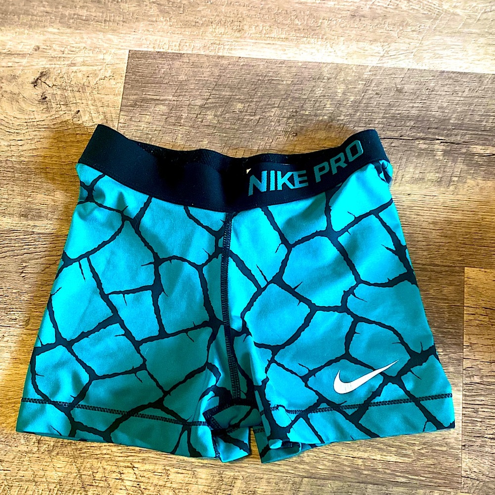 Nike spandex